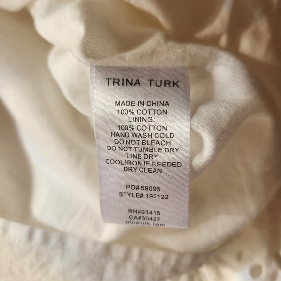 Trina Turk Off Shoulder White Eyelet Top Bell Sleeves Slightly Cropped Size Medi - Picture 5 of 7